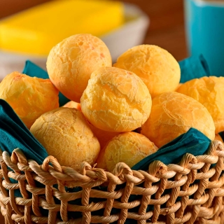 Pão de queijo congelado Pão de queijo para revenda Pão de queijo congelado Pão de queijo congelado Pão de queijo artesanal Pão de queijo direto da fábrica